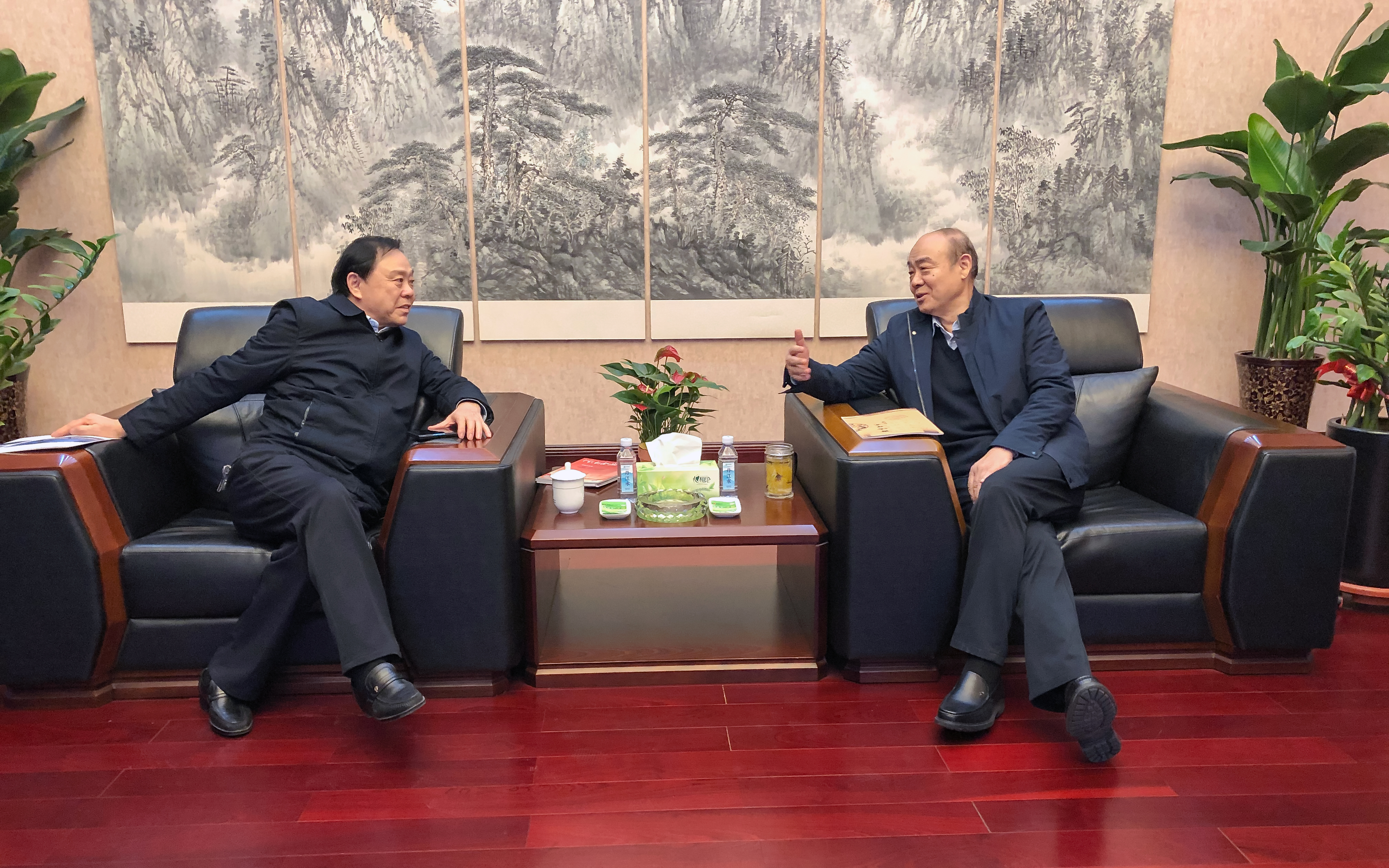 50c6f08edf0438b3379fa97e6407e84 2.jpg